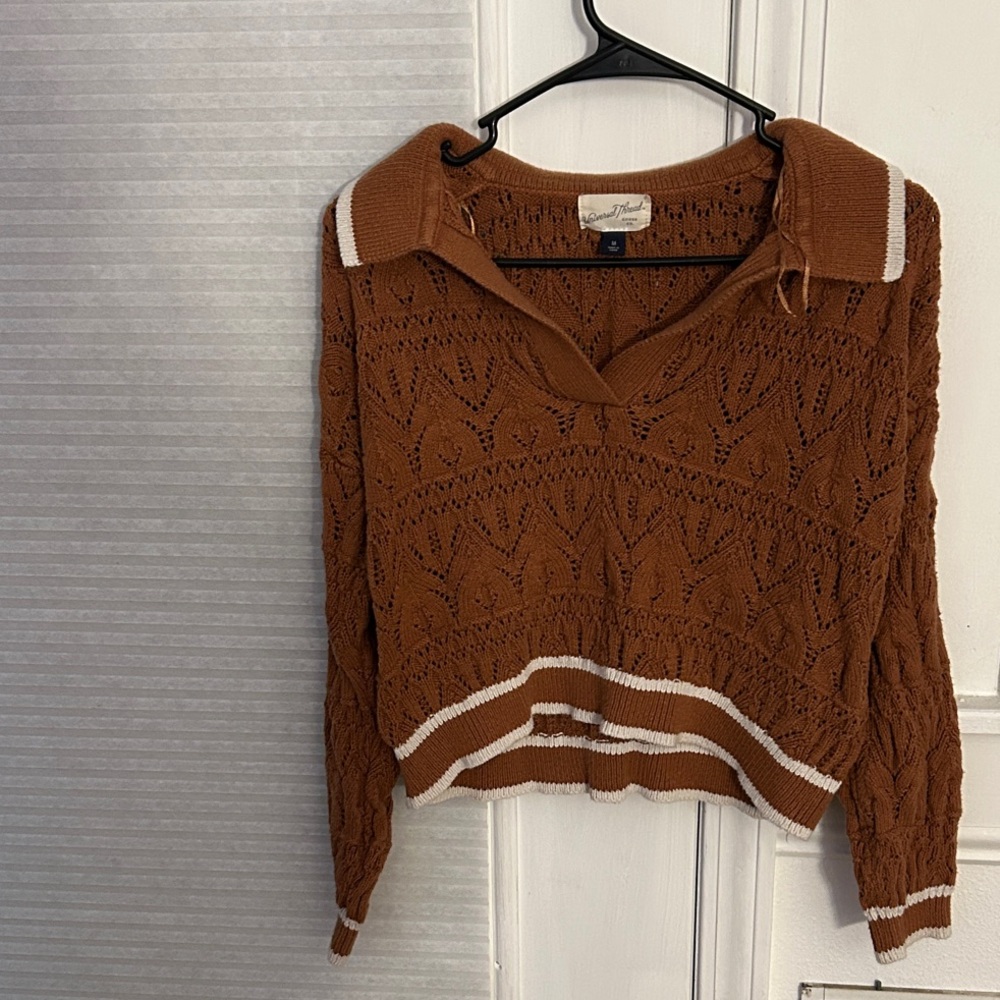 Universal Thread Brown V-Neck Sweater